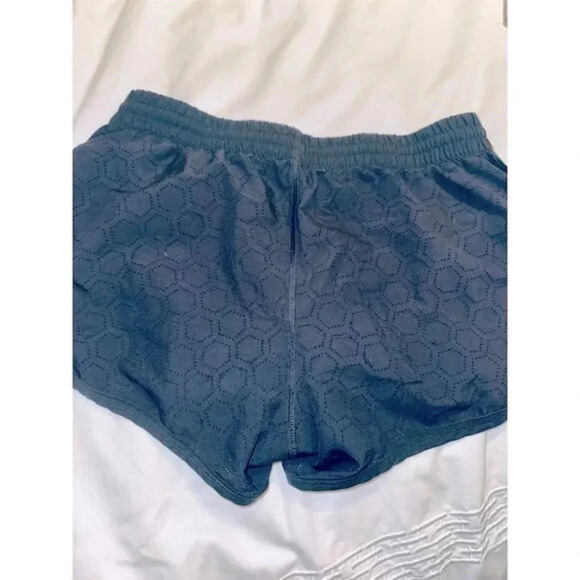 Under Armour Women's HeatGear Running Shorts S Black Lightweight Activewear - Picture 8 of 9